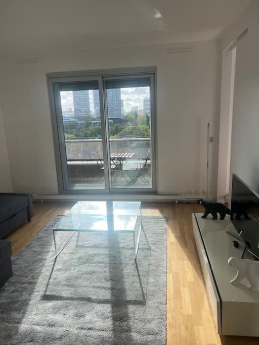 Apartament Tour Eiffel Terrasse Vue Seine Paryż Zewnętrze zdjęcie