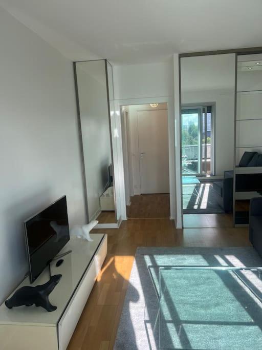Apartament Tour Eiffel Terrasse Vue Seine Paryż Zewnętrze zdjęcie