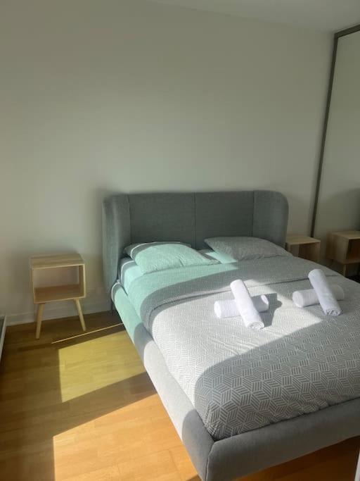 Apartament Tour Eiffel Terrasse Vue Seine Paryż Zewnętrze zdjęcie